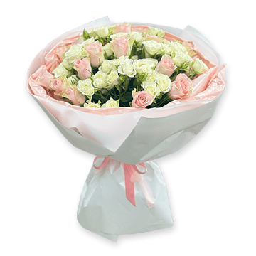 Bouquet of white and pink roses